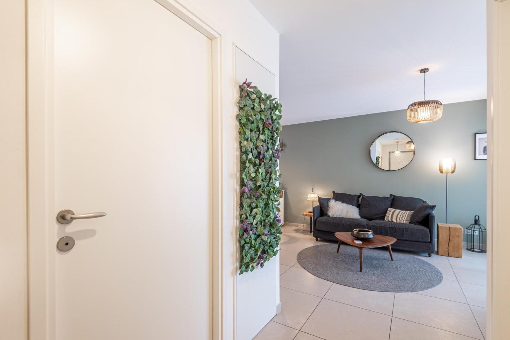 L'Interprete 405 4 - Apartment With Terrace Анси Екстериор снимка